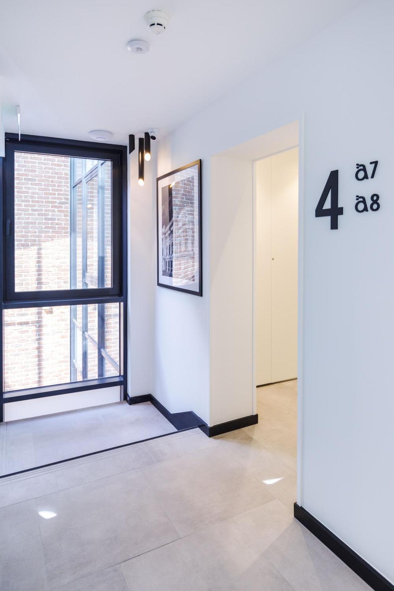 Old Town Snail Design Apartments Bucharest Exterior photo
