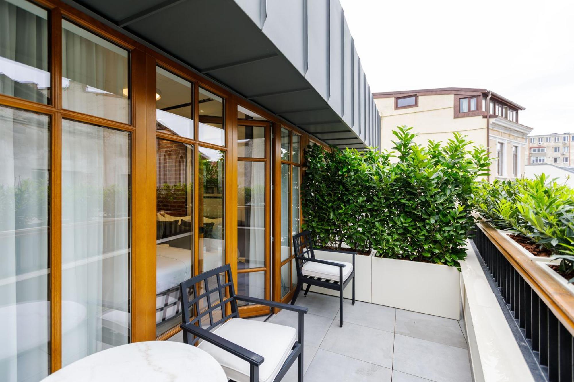 Old Town Snail Design Apartments Bucharest Exterior photo