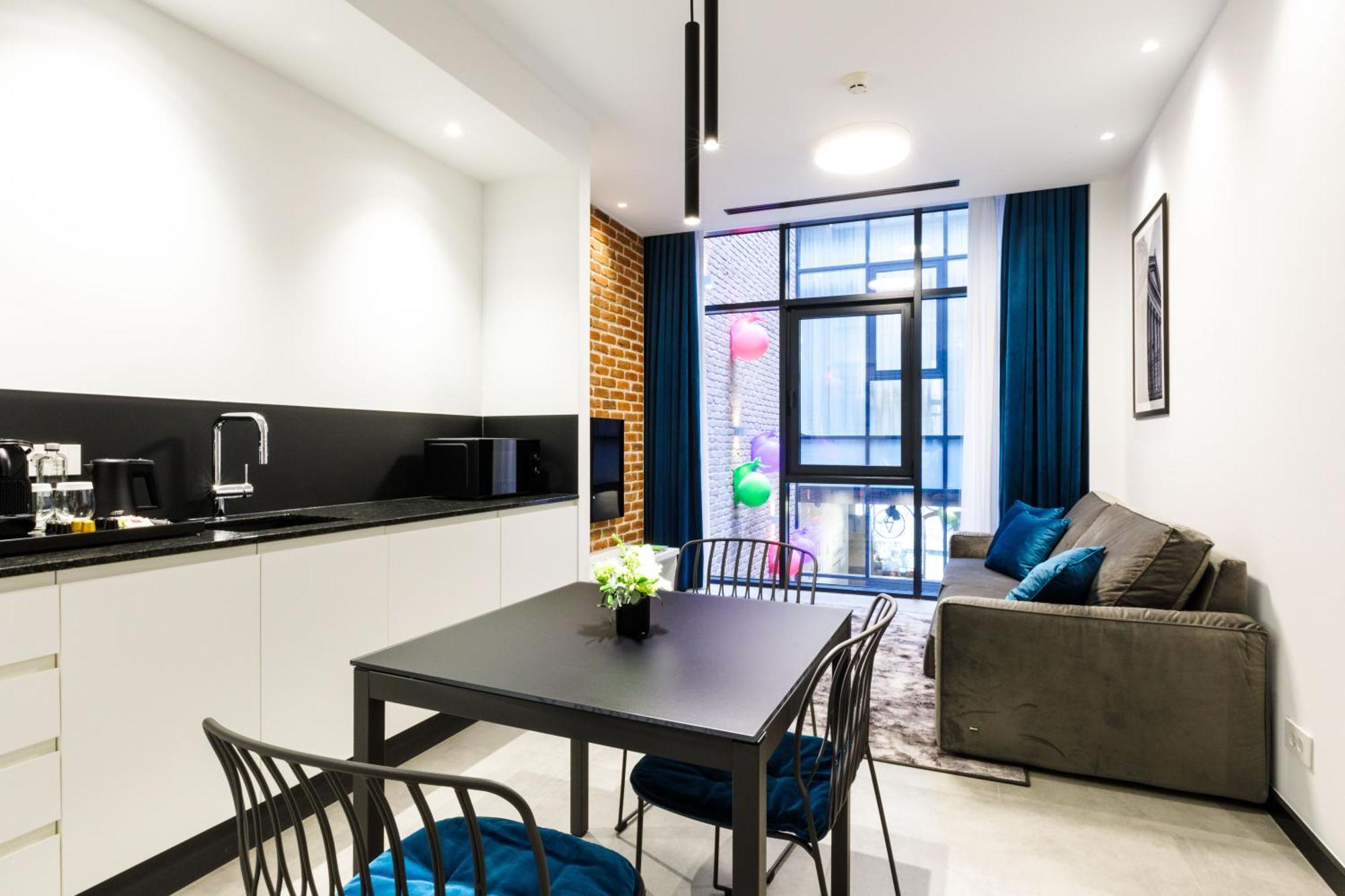 Old Town Snail Design Apartments Bucharest Exterior photo